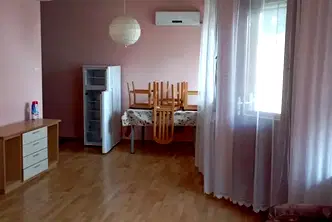 Тристаен апартамент с три тераси в Младежки Хълм, Пловдив