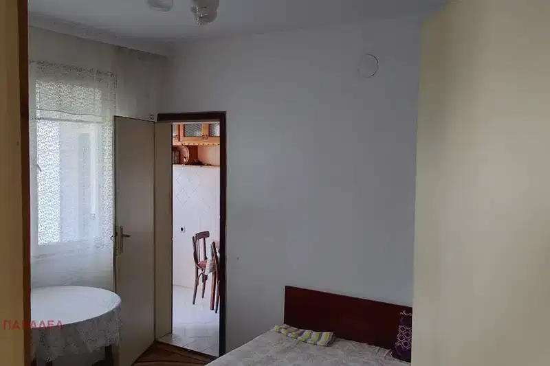 3-bedroom apartment in Dobrich, Centyr