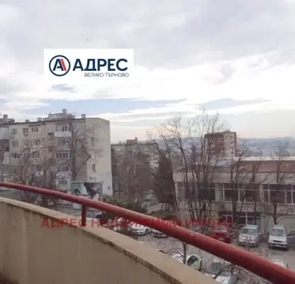 Снимка 3 — Тристаен апартамент във Велико Търново, Център
