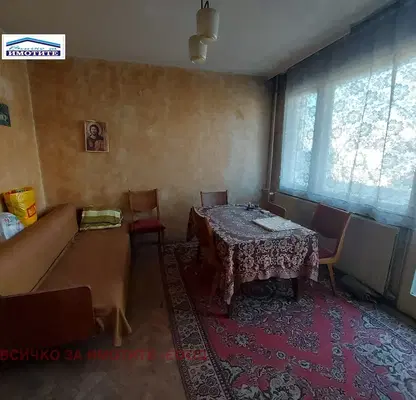 Снимка 4 — Тристаен апартамент в Русе, Център