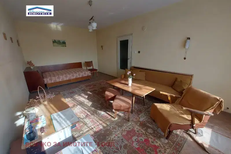 3-bedroom apartment in Ruse, Centyr
