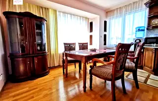 Тристаен апартамент във Варна, Център