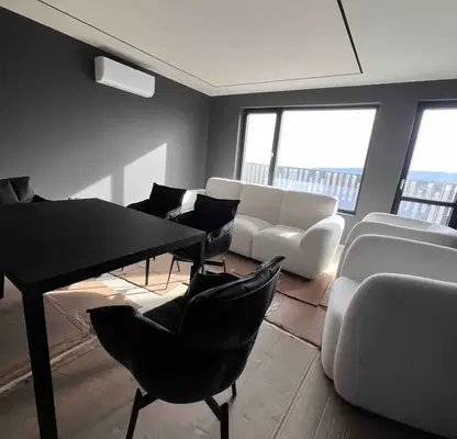 Photo 3 — 3-bedroom apartment in Varna, Centyr