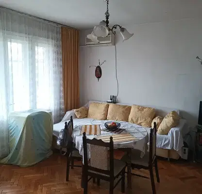 Снимка 5 — Тристаен апартамент в Кърджали, Център