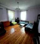 Тристаен апартамент с две непреходни спални в Център, София