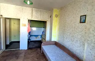 Тристаен апартамент в Добрич, Център