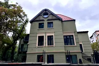 Тристаен апартамент в София, Център