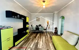 Тристаен апартамент с две тераси в центъра на Бургас