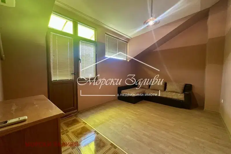 3-bedroom apartment in Burgas, Centyr