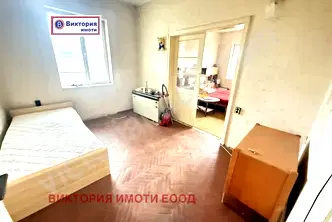 Тристаен апартамент във Велико Търново, Център