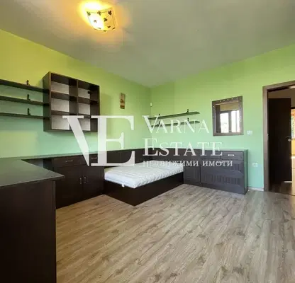 Photo 5 — 3-bedroom apartment in Varna, Centyr