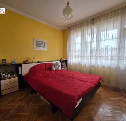 Снимка 4 — Тристаен апартамент във Враца, Център