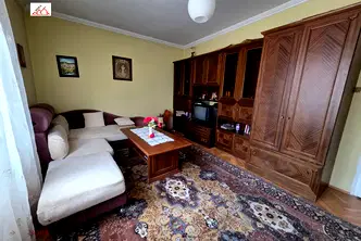 Тристаен апартамент във Враца, Център