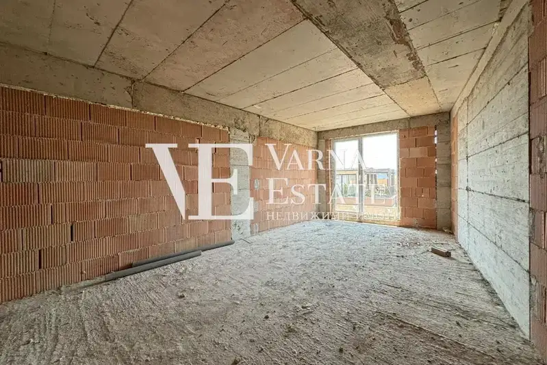 3-bedroom apartment in Varna, Centyr