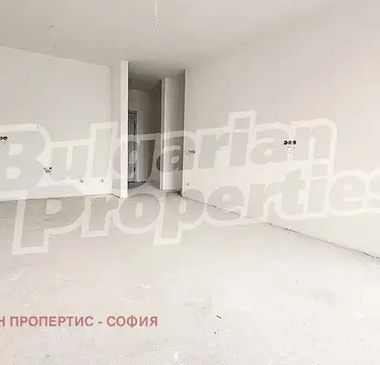 Снимка 3 — Просторен 3-стаен апартамент в Кръстова вада с тераса и гледка