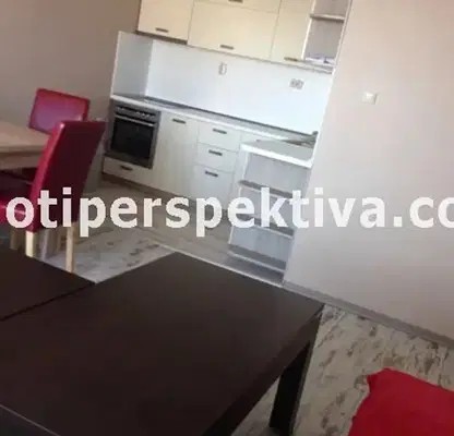 Снимка 3 — Тристаен апартамент в Пловдив, Кючук Париж