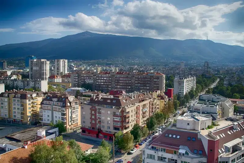 Тристаен апартамент в София, Лагера