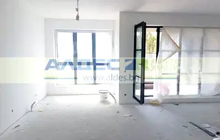 Тристаен апартамент в София, Лагера