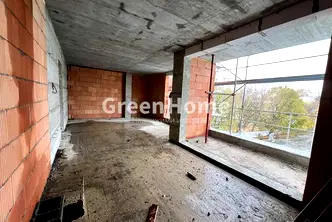 Тристаен апартамент във Варна, Левски 1