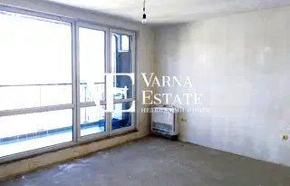 Тристаен апартамент във Варна, Левски 1