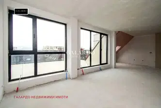 Тристаен апартамент в София, Лозенец