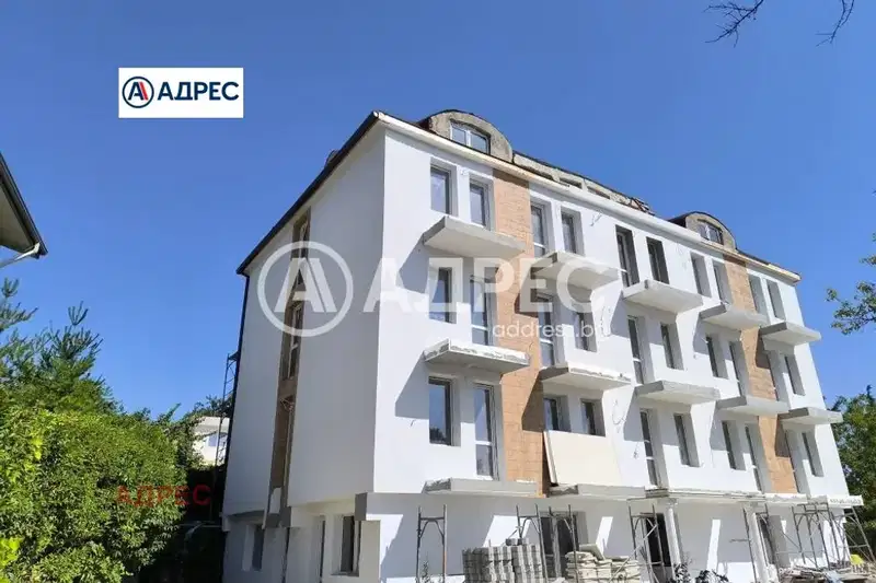 Тристаен апартамент във Варна, м-т Манастирски рид