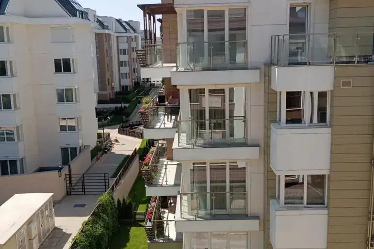 3-bedroom apartment in Sofiya, Manastirski Livadi