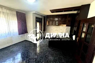 Тристаен апартамент в Пловдив, Мараша