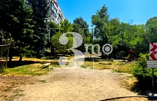 Тристаен апартамент в София, Младост 1