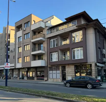 Photo 2 — 3-bedroom apartment in Pazardjik, Mladost