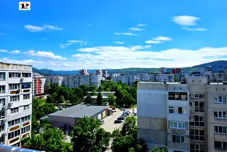 Тристаен апартамент в София, Младост 4