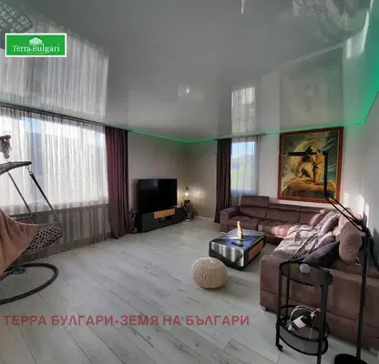 Снимка 4 — Тристаен апартамент в Перник, Мошино