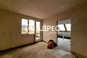 Тристаен апартамент с голяма тераса в Овча купел 2, София