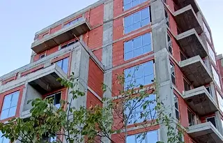 Тристаен апартамент в София, Сухата река
