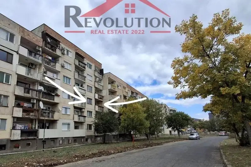 3-bedroom apartment in Kyrdjali, Vyzrojdenci