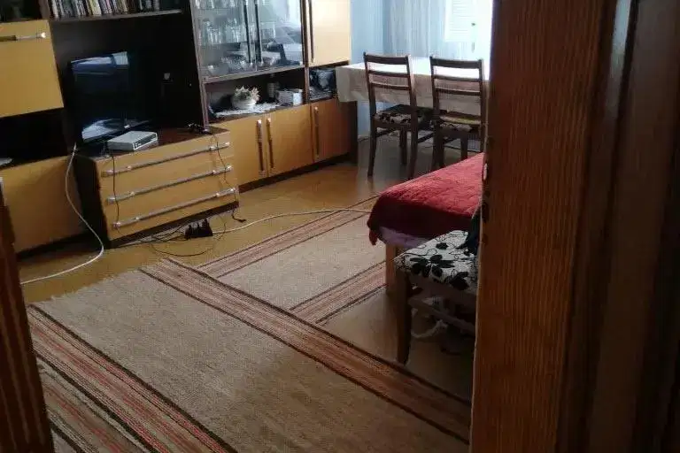 Тристаен апартамент в Русе, Здравец Изток