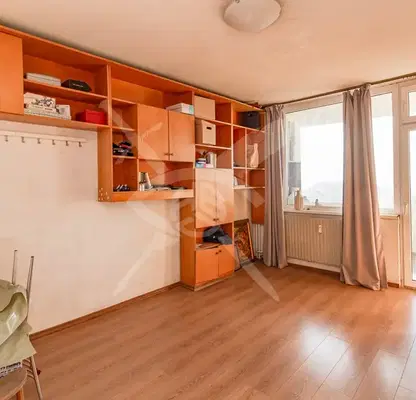 Снимка 4 — Тристаен апартамент в София, Зона Б-18