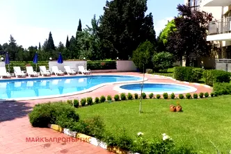 Тристаен апартамент в Бургас, Несебър