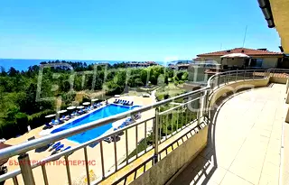 Тристаен апартамент в Бургас, Обзор