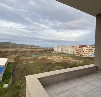 Снимка 2 — Тристаен апартамент в Бургас, Приморско