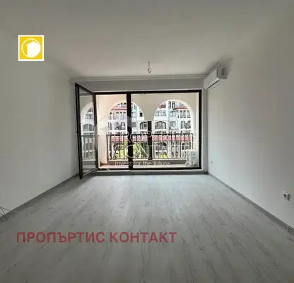 Снимка 3 — Тристаен апартамент в Бургас, Свети Влас