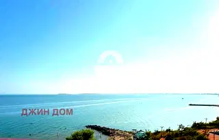 Тристаен апартамент в Бургас, к.к. Елените
