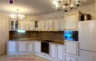 Тристаен апартамент в Бургас, к.к. Слънчев бряг