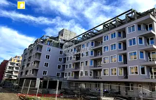 Тристаен апартамент в Бургас, к.к. Слънчев бряг
