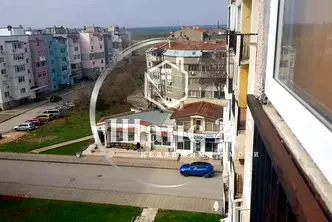 Тристаен апартамент в Добрич, Балчик
