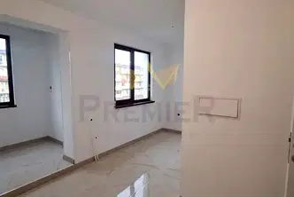 Тристаен апартамент във Варна, Девня