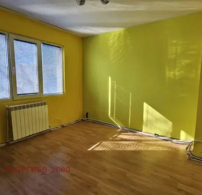 Снимка 4 — Тристаен апартамент във Велико Търново, Горна Оряховица