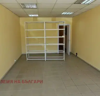 Снимка 4 — Магазин в Перник, Пригаров район