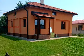 Стая в София, Елин Пелин