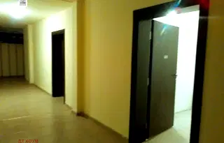 Склад в Русе, Родина 1